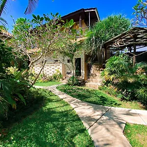 Hostel Home-bience Uluwatu
